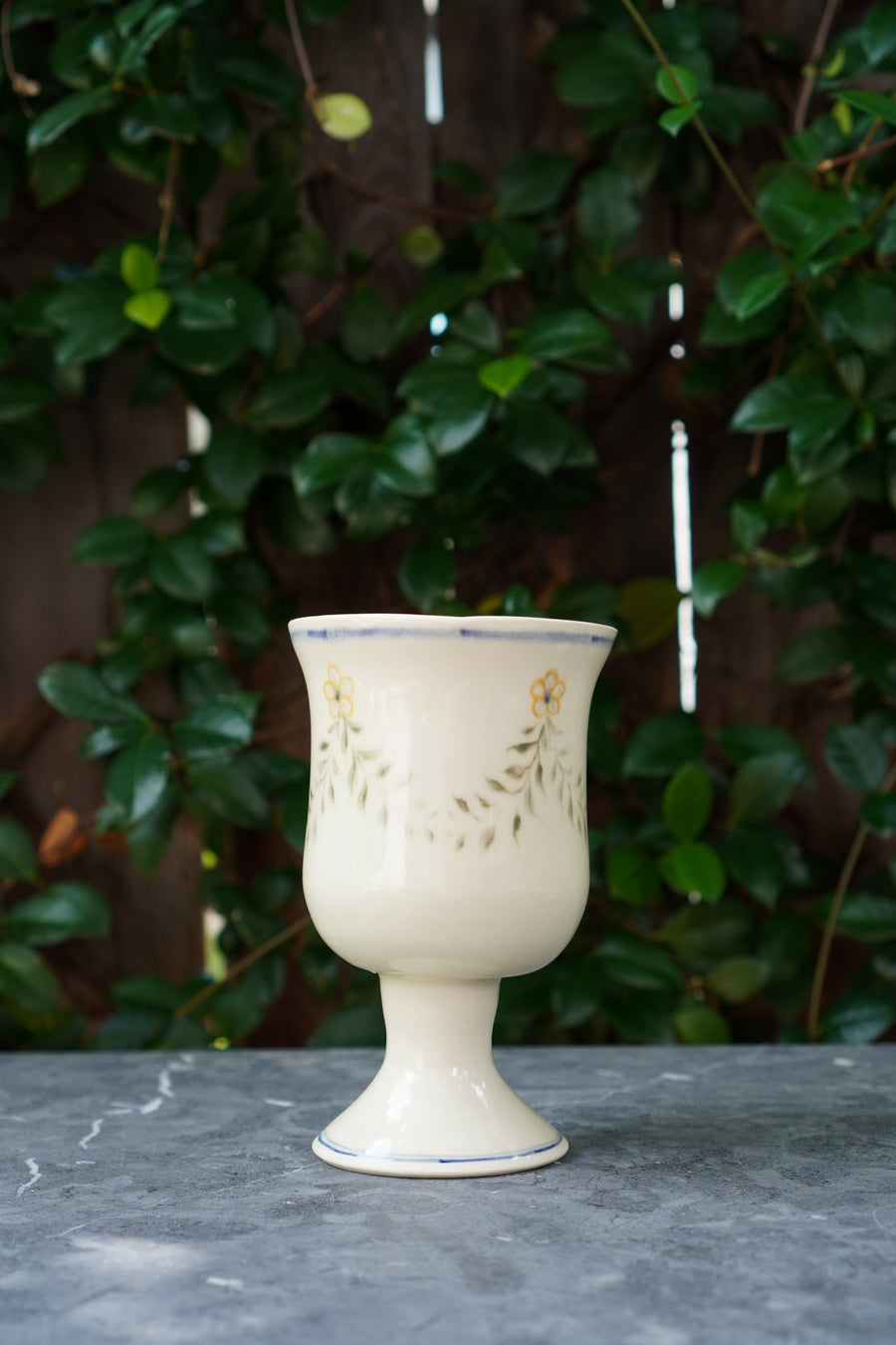 Small Footed Porcelain Vase 04