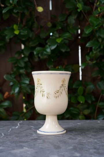 Small Footed Porcelain Vase 01