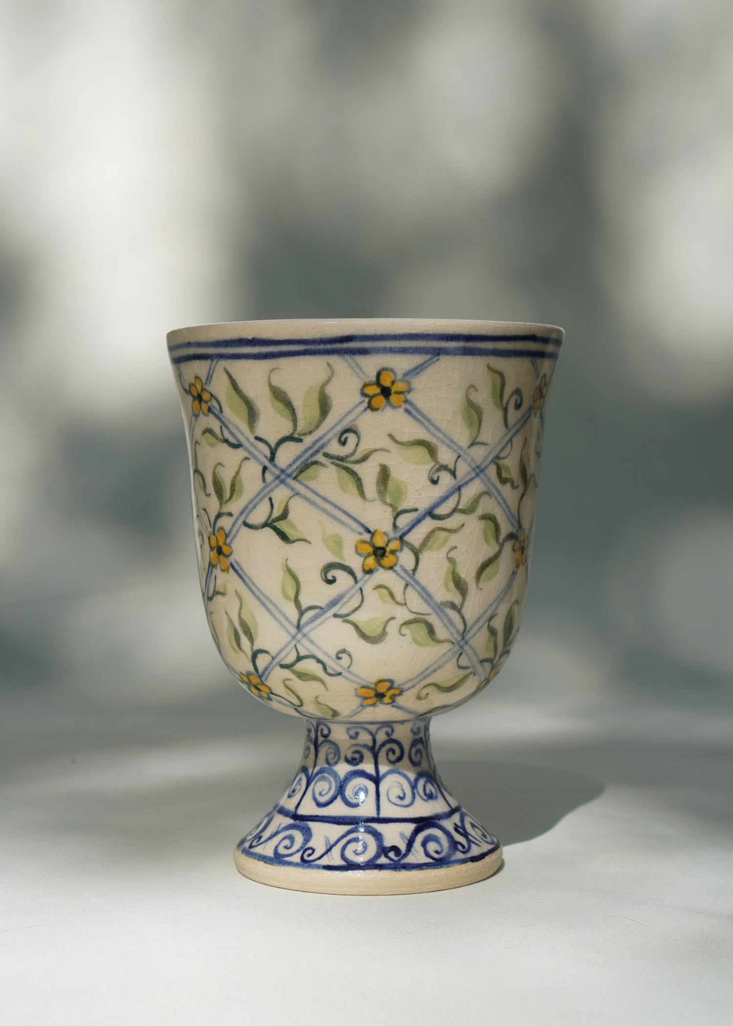 Footed Vase | Trellis 01